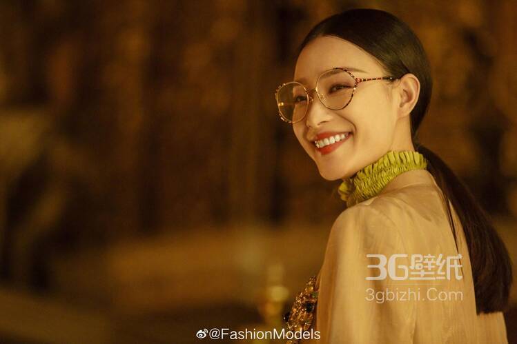 我的小后妈中文翻译,新家庭成员的秘密 一段温馨治愈的成长之旅